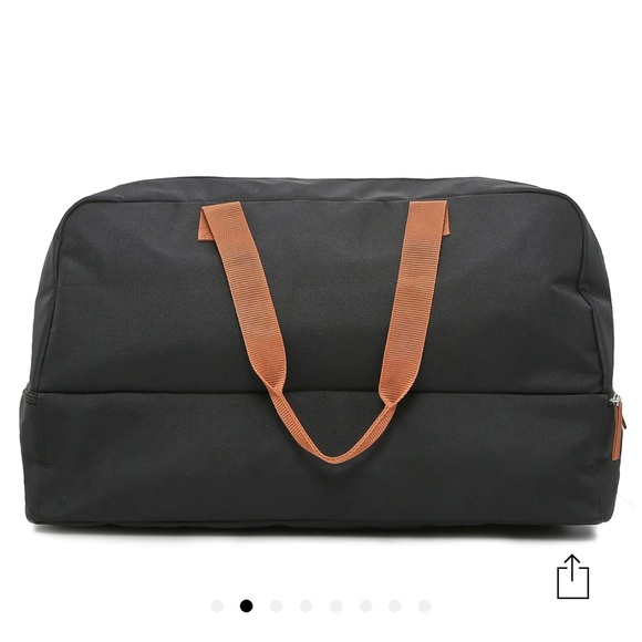 NWT - DSW Weekender - Picture 3 of 16